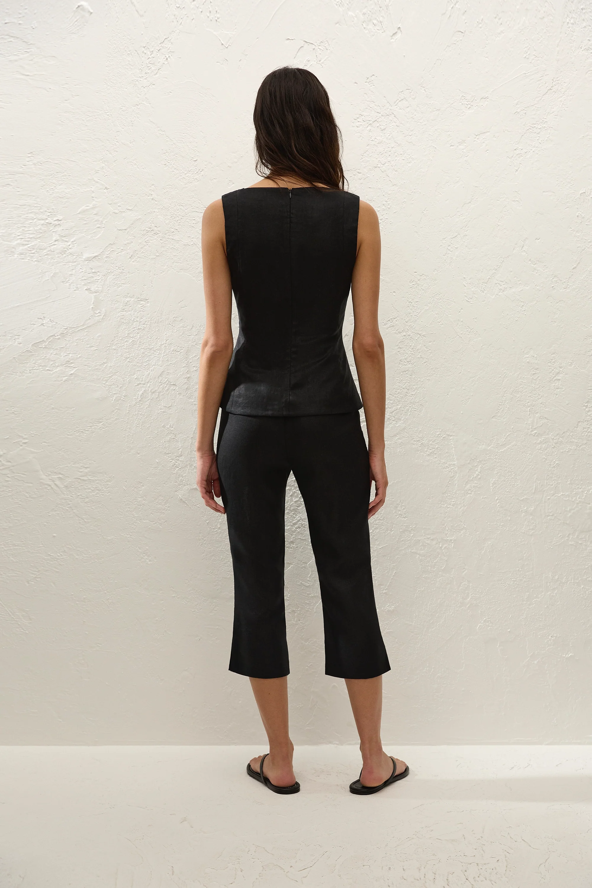 Valeria Capri Black - Final Sale