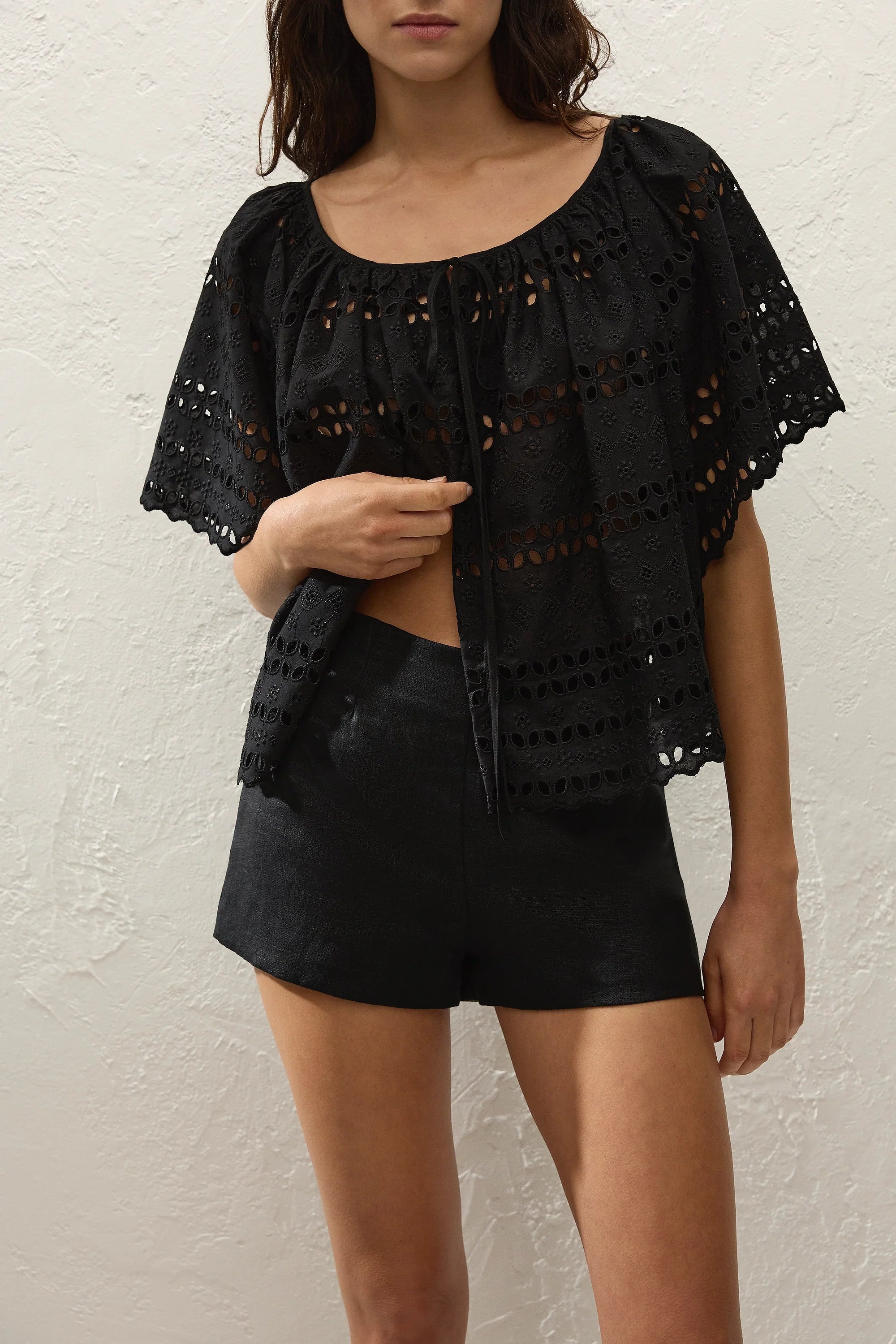 Mitla Top Rosa Broderie Black - Final Sale