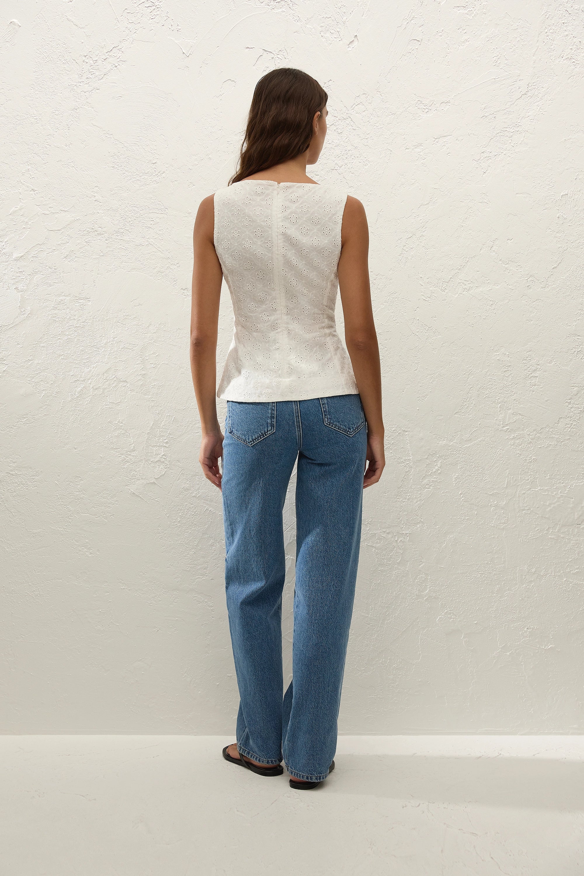Olivia Top Valentina Broderie White - Final Sale