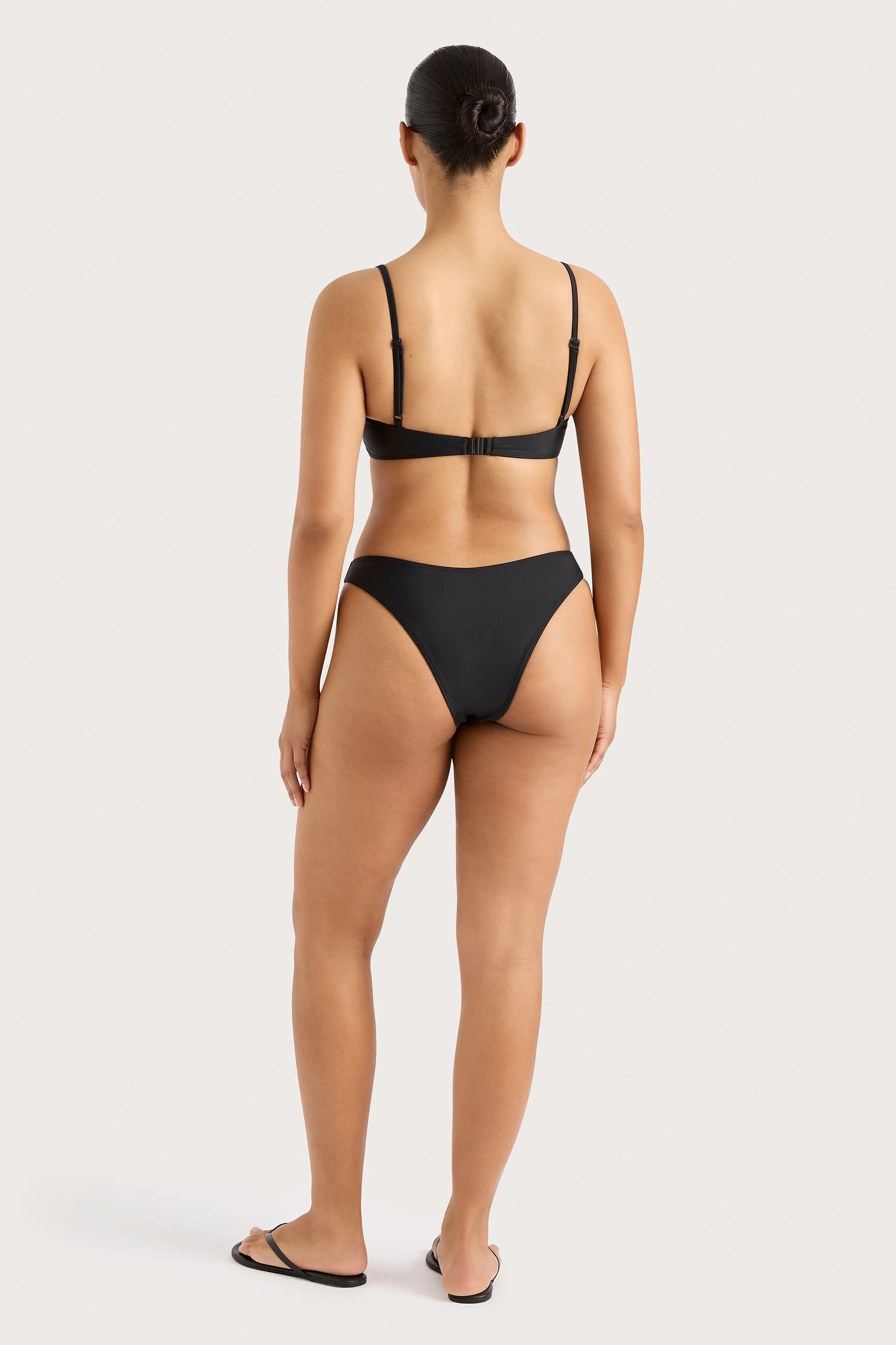 Farrah Bikini Top Black - Final Sale
