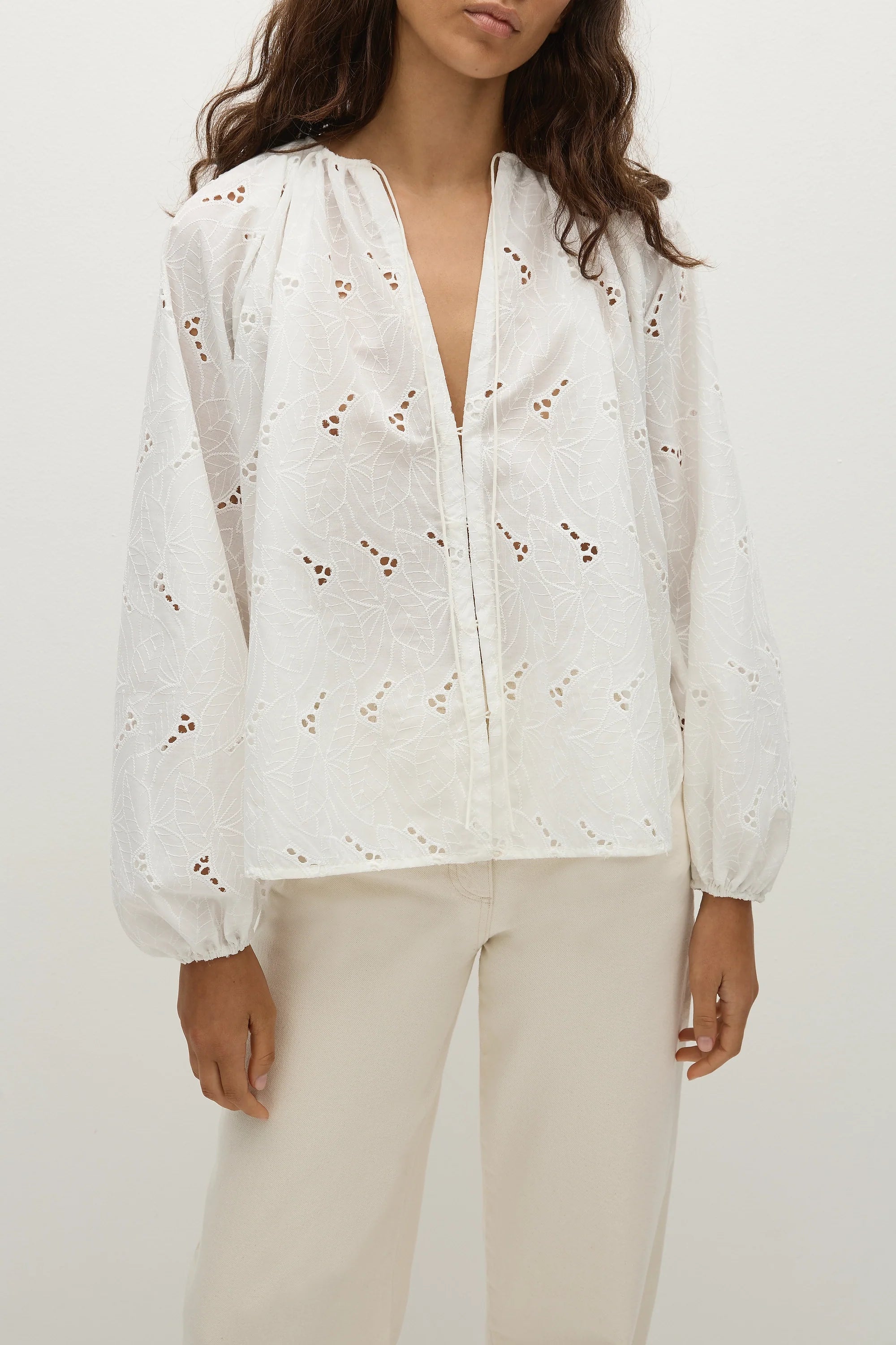 Thora Blouse Birgitta Broderie Anglaise White - Final Sale