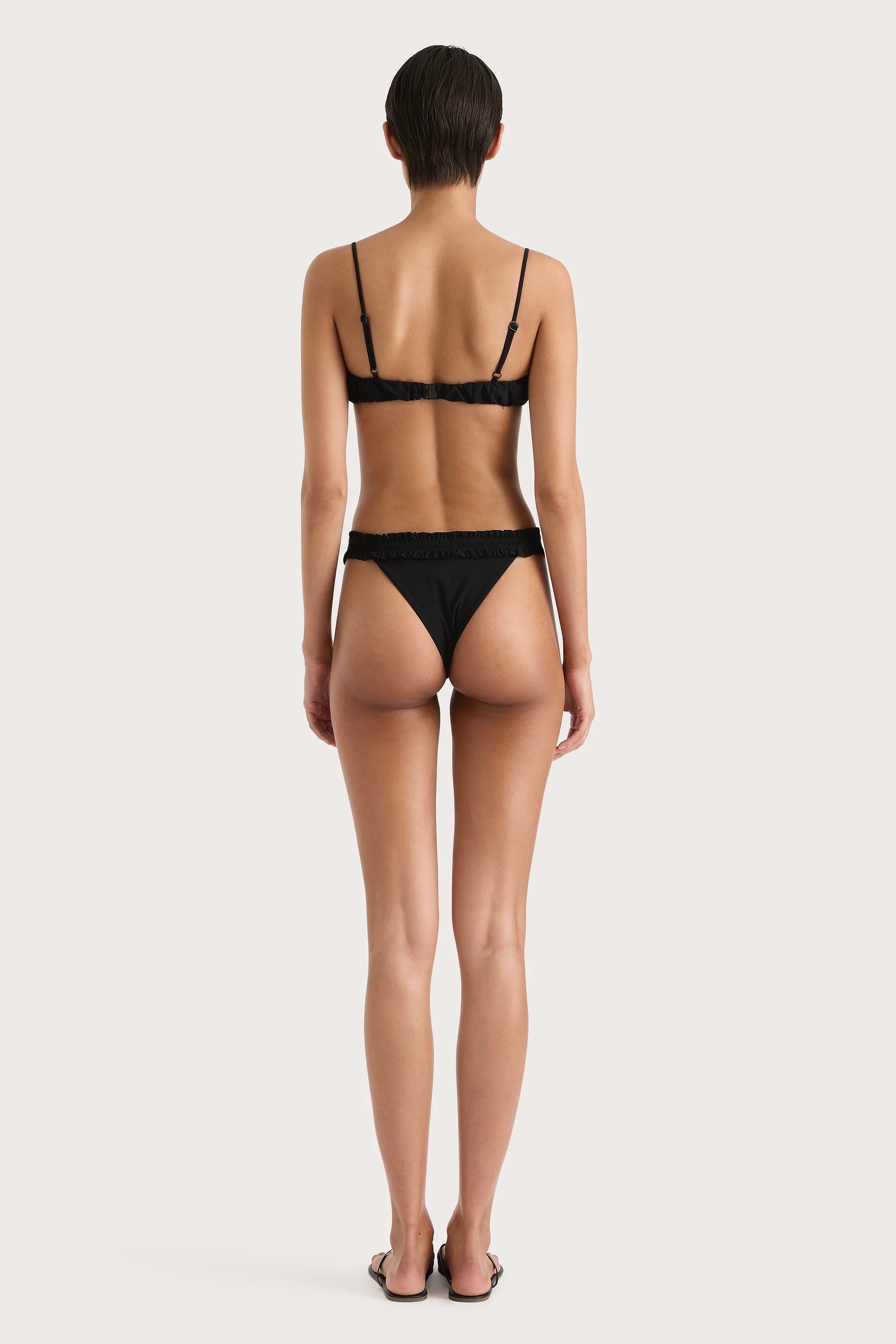 Esterel Bikini Top Black - Final Sale