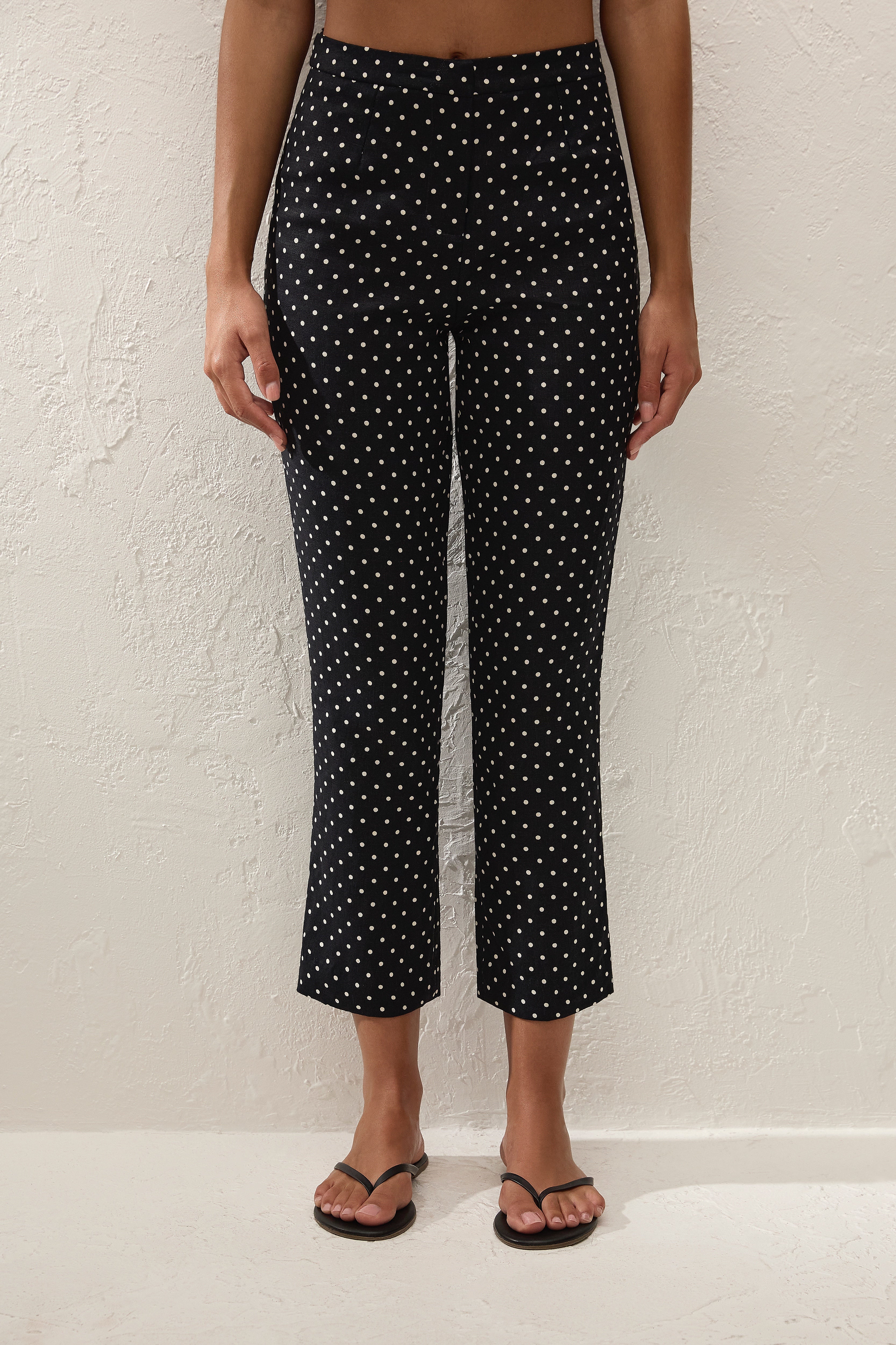 Iria Capri Pant Lola Polka Dot Black Cream