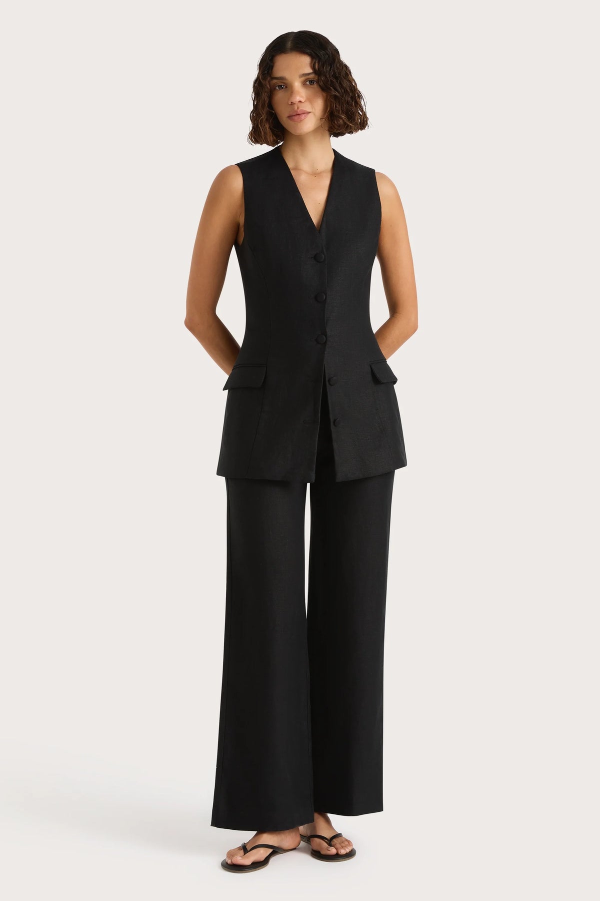 Eloise Vest Black - Final Sale