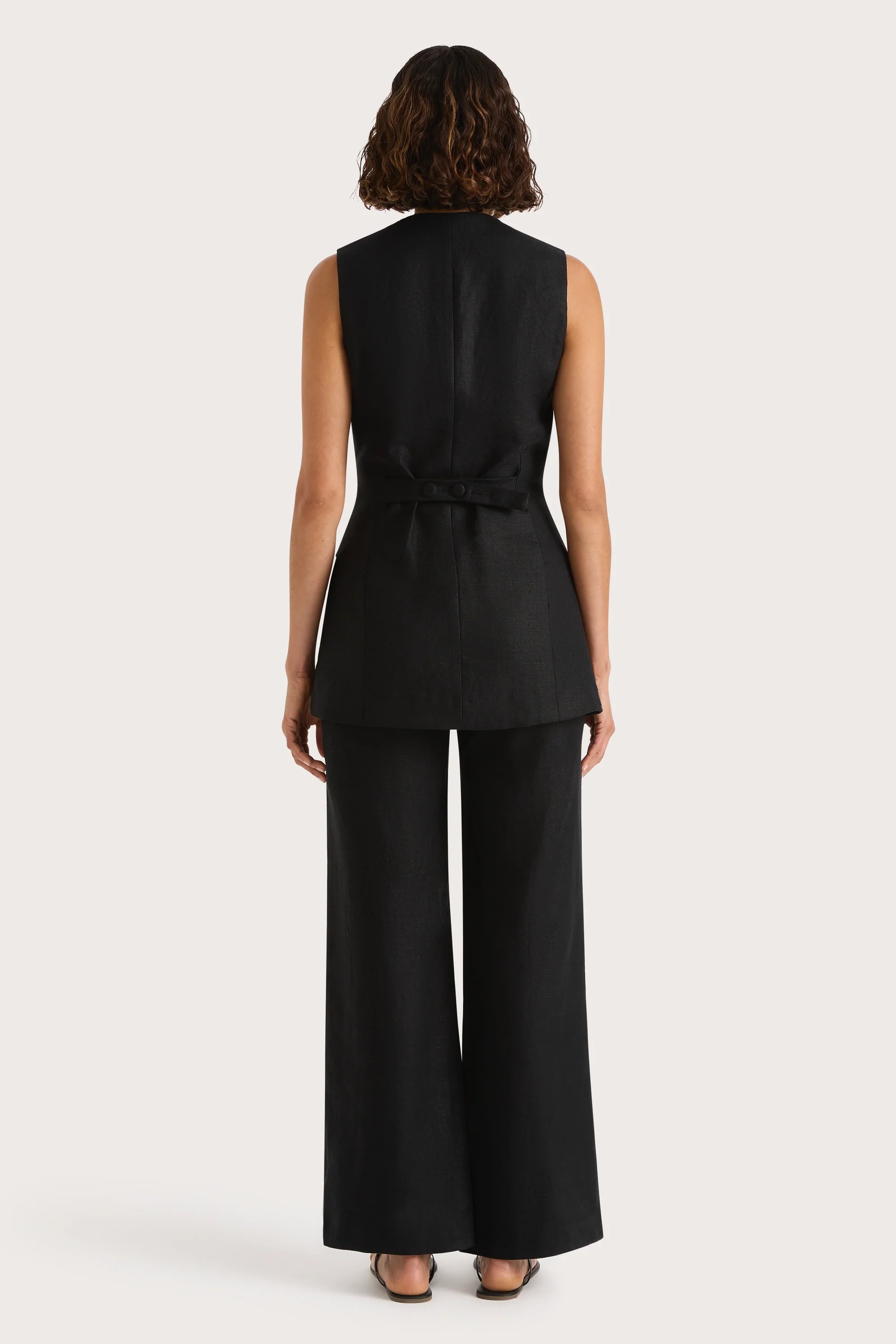 Eloise Vest Black - Final Sale
