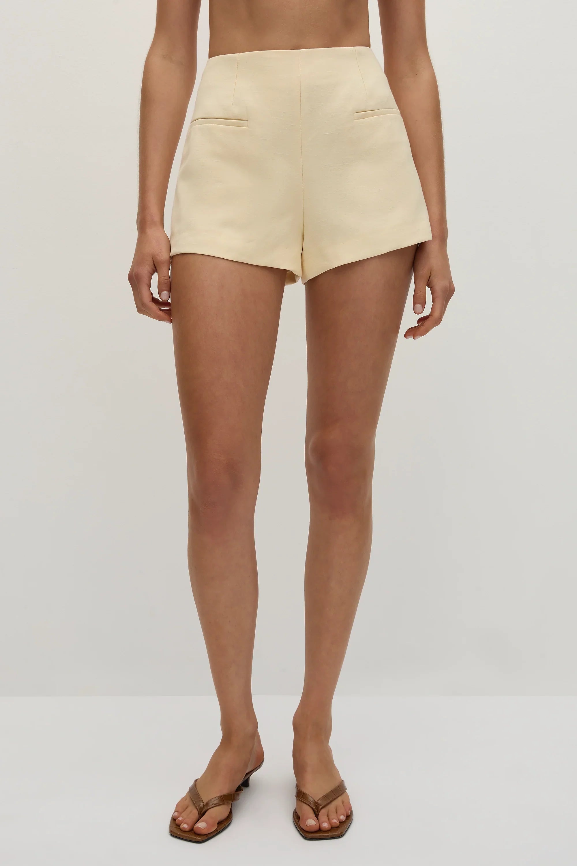 Florine Mini Shorts Butter - Final Sale
