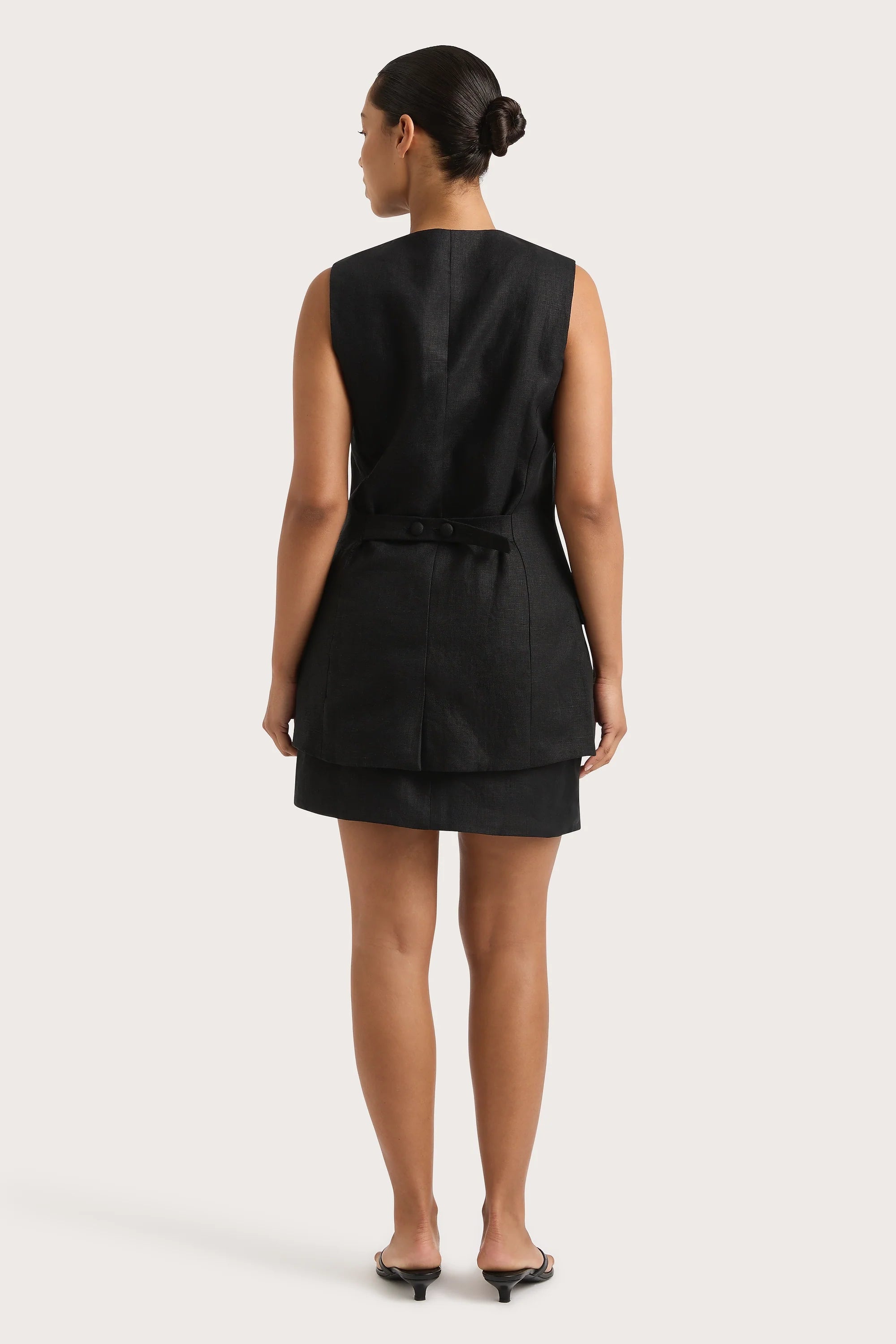 Jane Vest Black - Final Sale