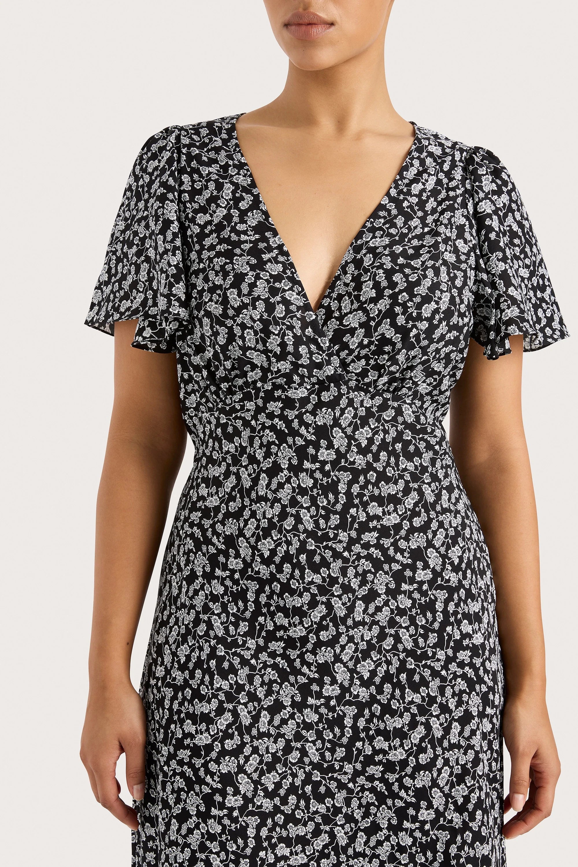 Boda Midi Dress Amaryllis Floral Black - Final Sale